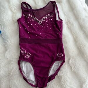 Chalk warrior gymnastics leotard
Ozone
